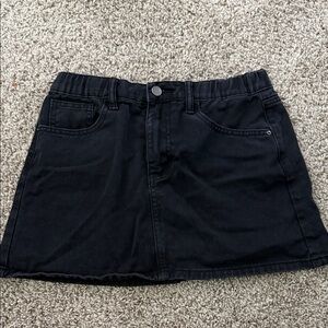 Chic Black Mini Skirt